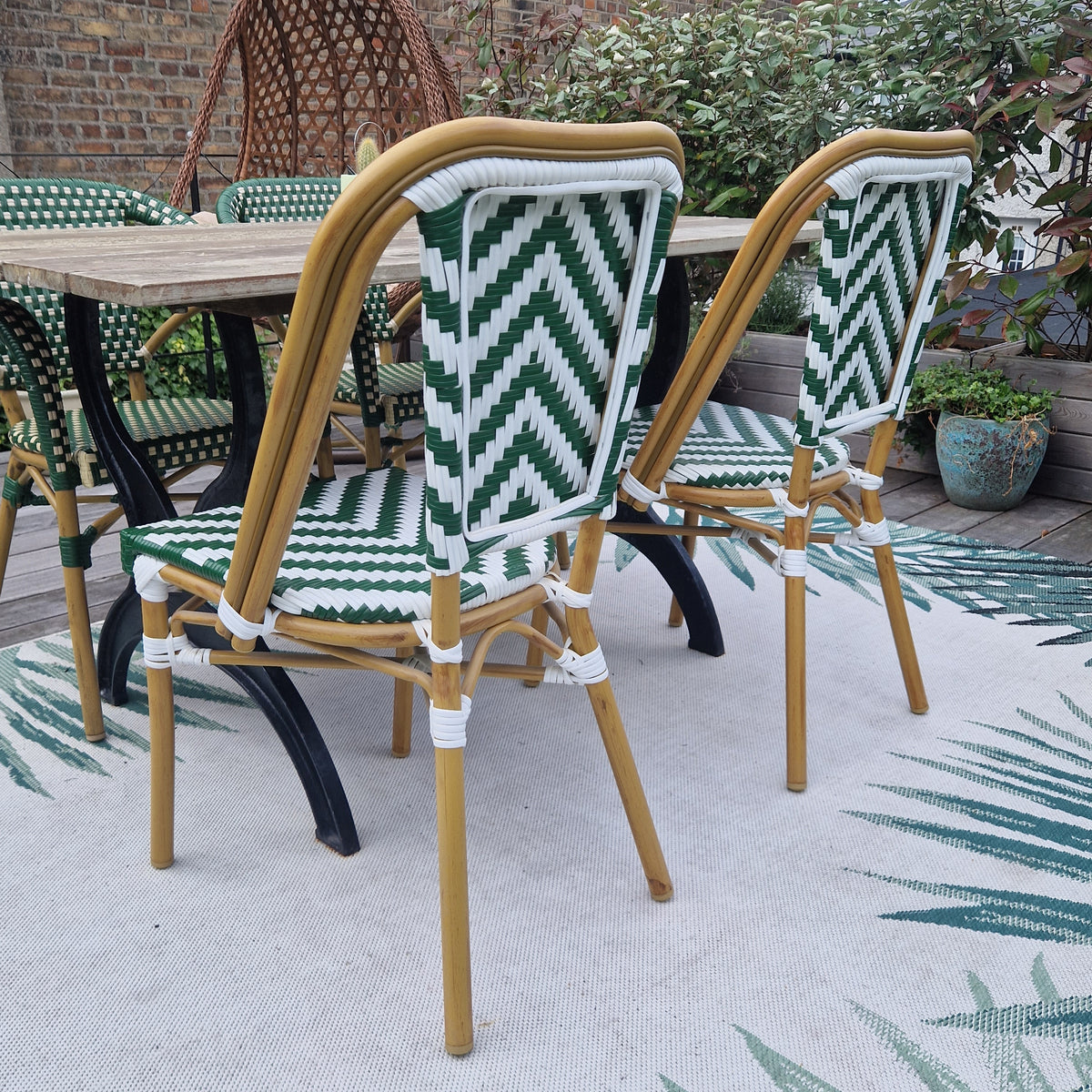 Green bistro chairs 2025